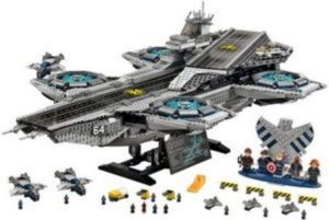 Product image - LEGO Marvel Super Heroes: The SHIELD Helicarrier 76042 (2296 Pieces)